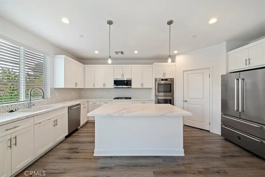 433 Harding Circle, Corona, CA 92879 - #3