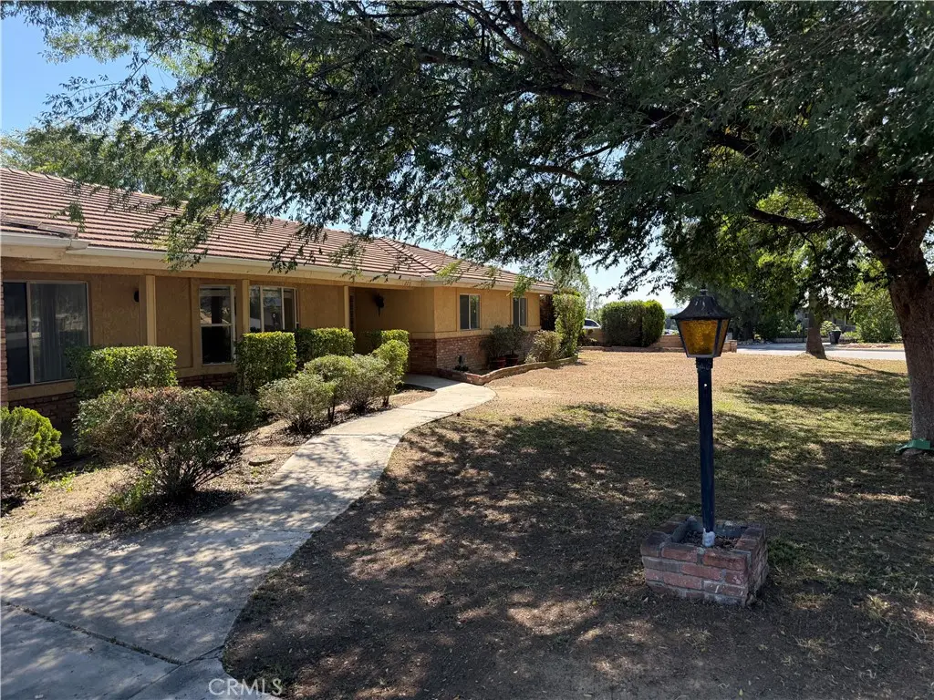 225 Summit View, Calimesa, CA 92320 - #1