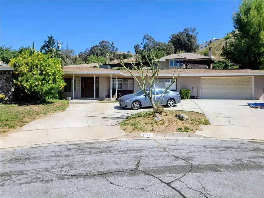 1342 Deauville Court, San Bernardino, CA 92404 - #2