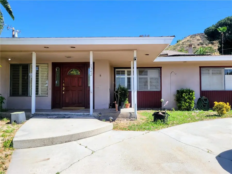 1342 Deauville Court, San Bernardino, CA 92404 - #3