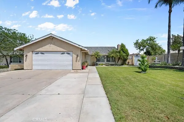 395 S Tamarisk Ave, Rialto, CA 92376