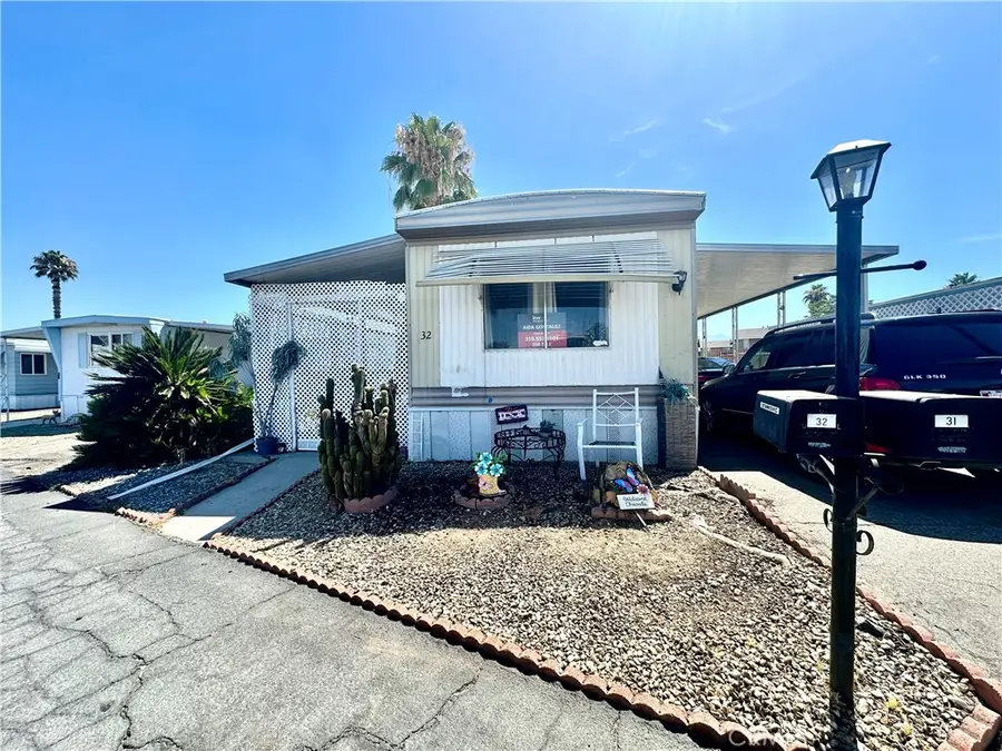 332 N Lyon Avenue #32, Hemet, CA 92543 - #2