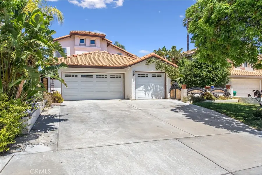 2981 Pembroke, Corona, CA 92879 - #3