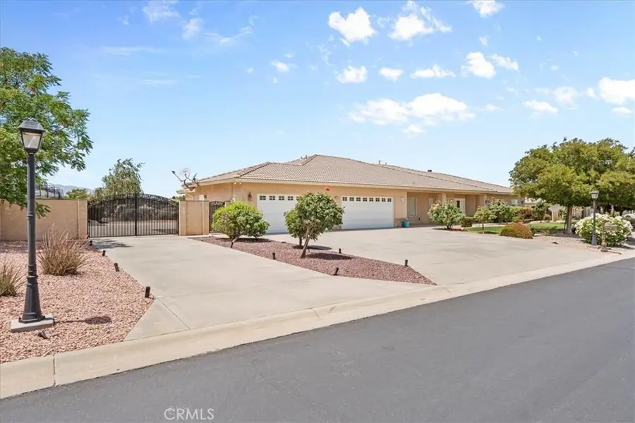 6940 Oak Vista, Oak Hills, CA 92344 - #3