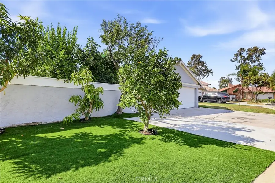 1585 Camelot, Corona, CA 92882 - #2
