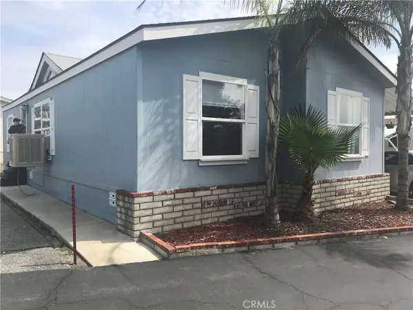 220 S Elk St #37, Hemet, CA 92543