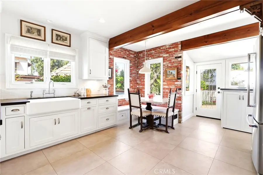 18 W Cypress Avenue, Redlands, CA 92373 - #3