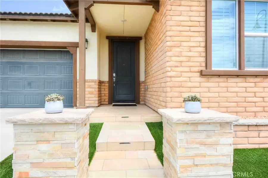 4211 E Cielo Privado, Ontario, CA 91761 - #2