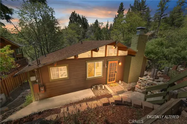 1132 Crags Lane, Fawnskin, CA 92333