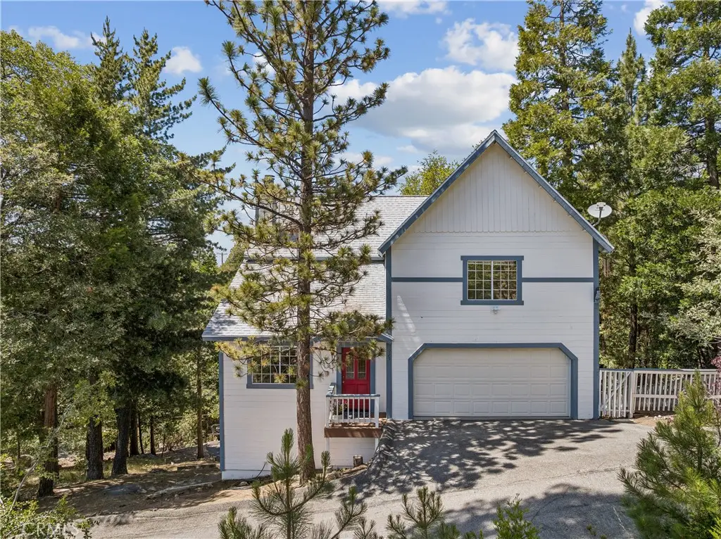 975 Teakwood Drive, Lake Arrowhead, CA 92352 - #1