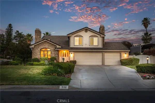 711 Afton Court, Redlands, CA 92374