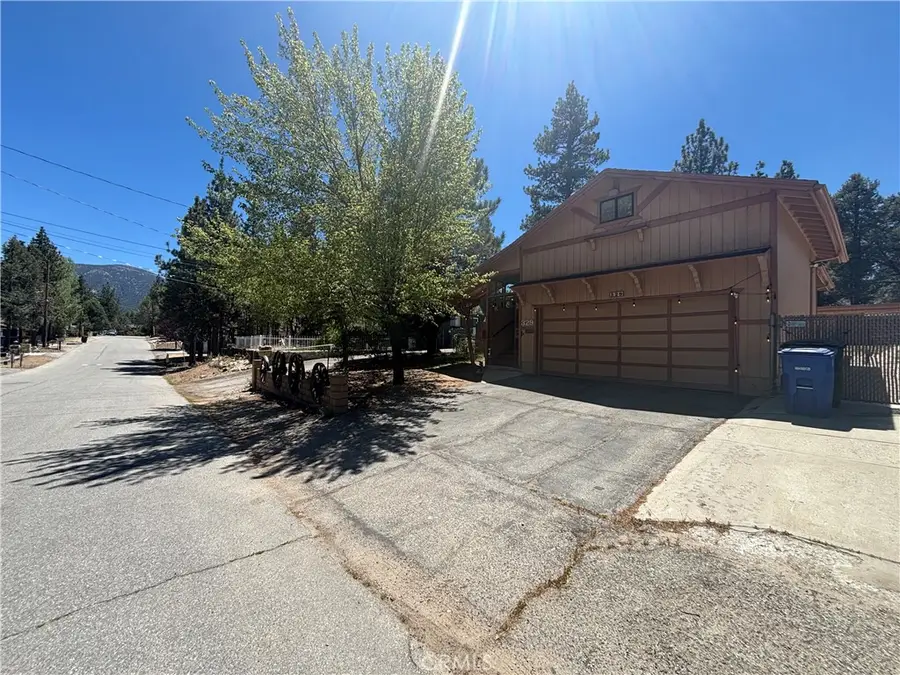 329 Downey, Big Bear City, CA 92314 - #2
