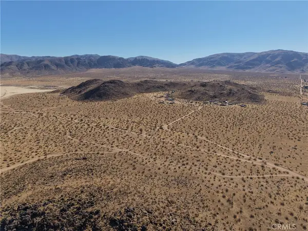 1 Fairview Valley, Apple Valley, CA 92307