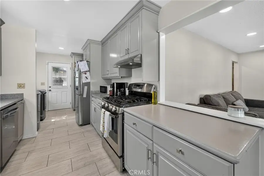 20734 Hawaiian, Lakewood, CA 90715 - #3