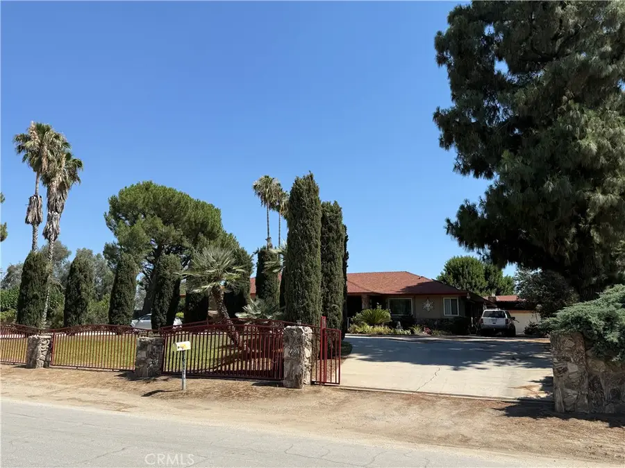 7701 Reynolds, Bakersfield, CA 93307 - #2
