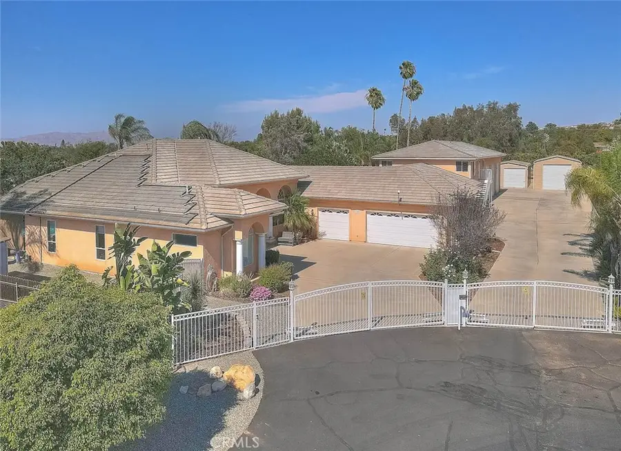 17292 Bali, Riverside, CA 92504 - #2