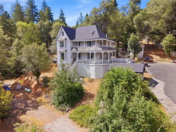 450 N Dart Canyon, Crestline, CA 92325