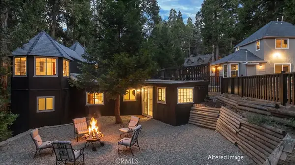 308 Cedarbrook Drive, Twin Peaks, CA 92391