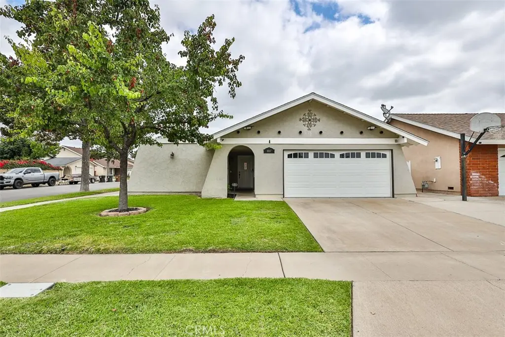 5017 E Holbrook, Anaheim, CA 92807 - #1