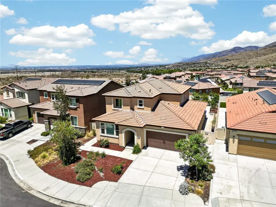8010 Sorrento, Highland, CA 92346 - #3