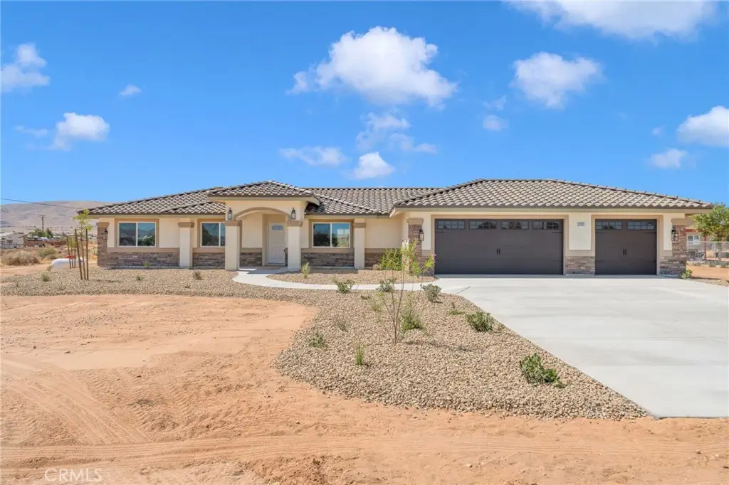 21317 Caribou Road, Apple Valley, CA 92308 - #1