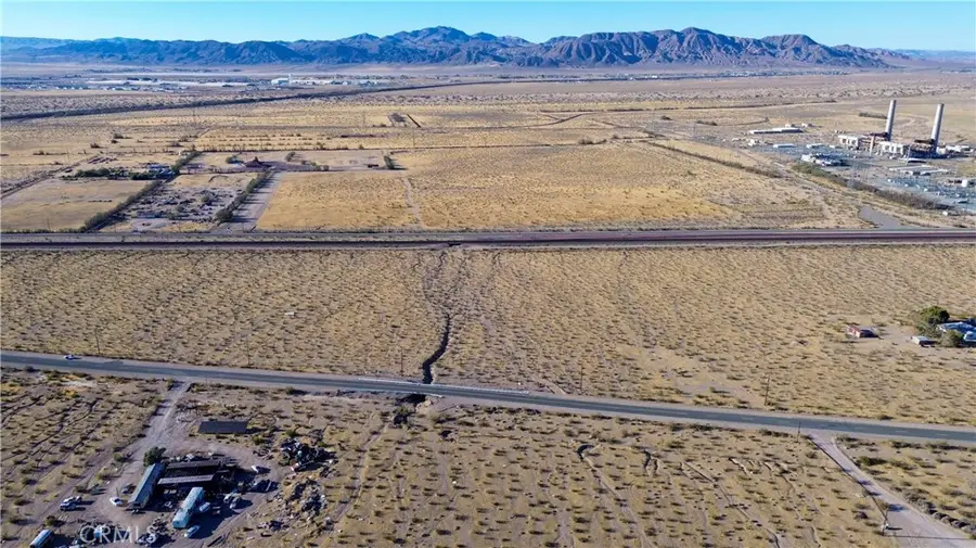 6 National Trails Highway, Yermo, CA 92398 - #3