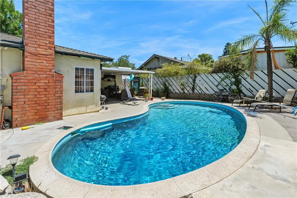 726 W Hacienda, Corona, CA 92882 - #1