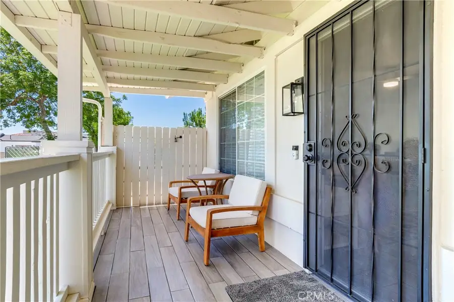 415 Hidalgo Avenue, Redlands, CA 92374 - #2