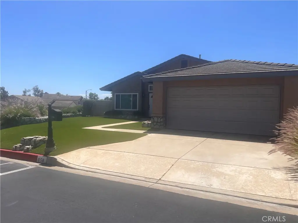 958 Falcon View, Upland, CA 91784 - #1