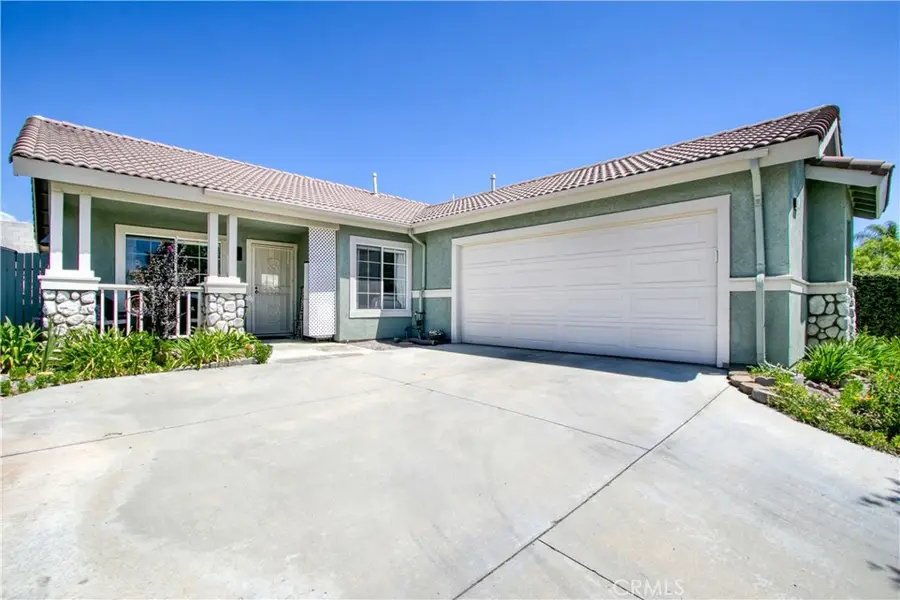 1362 Plumwood Drive, Mentone, CA 92359 - #2