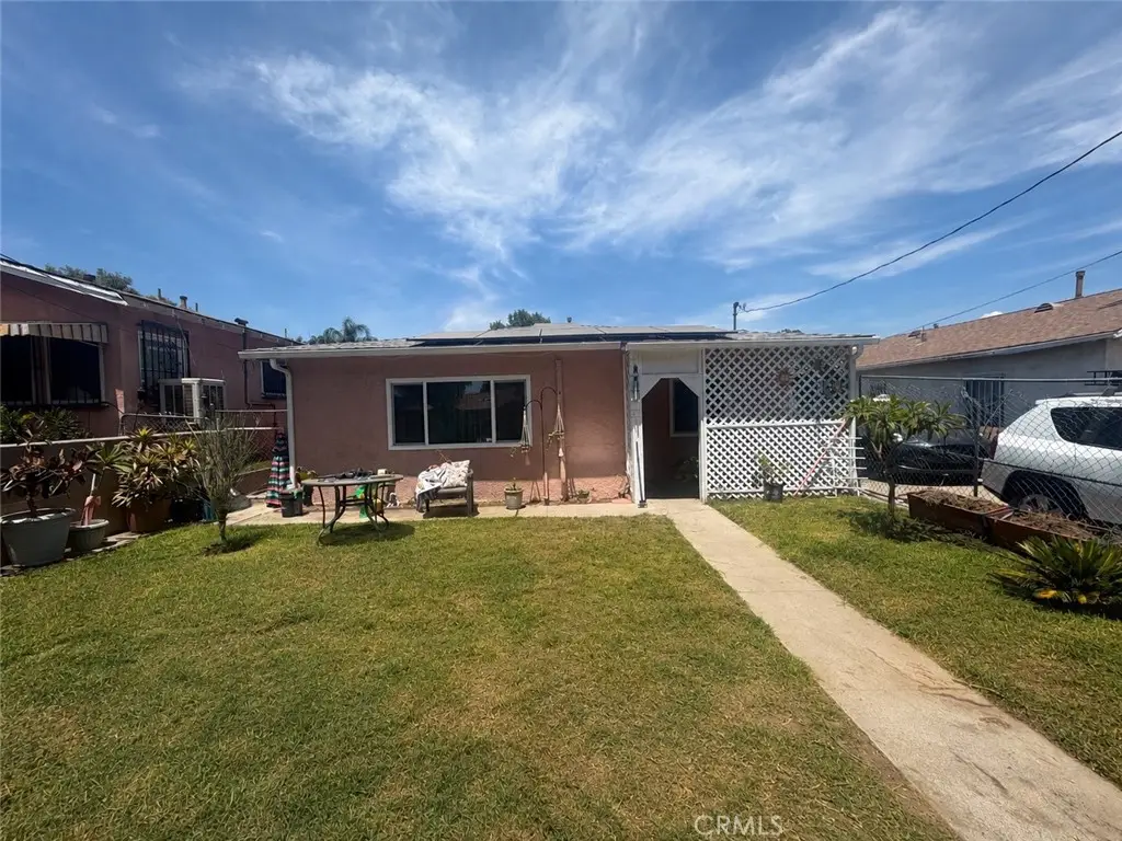 1526 W 8th, San Bernardino, CA 92411 - #1