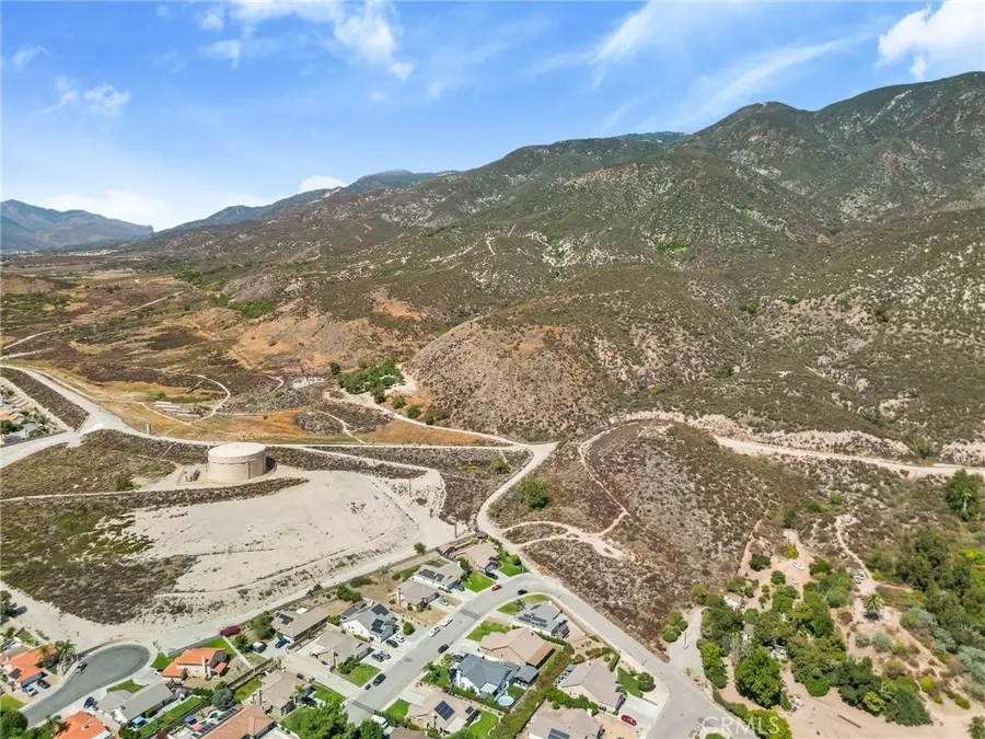 2 Hill Drive W, San Bernardino, CA 92407 - #2