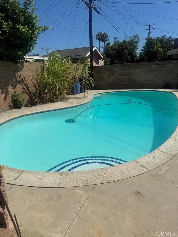 1623 S Pacific, Santa Ana, CA 92704
