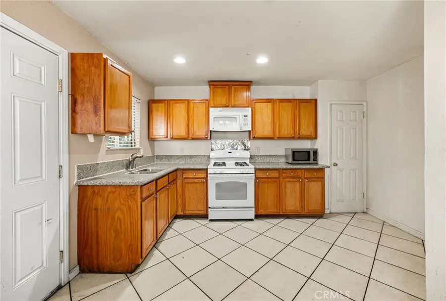 1575 S Tippecanoe, San Bernardino, CA 92408 - #3