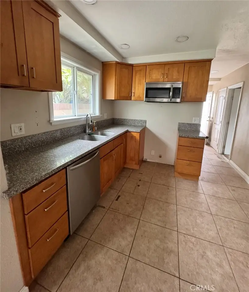 9307 San Miguel, South Gate, CA 90280 - #3