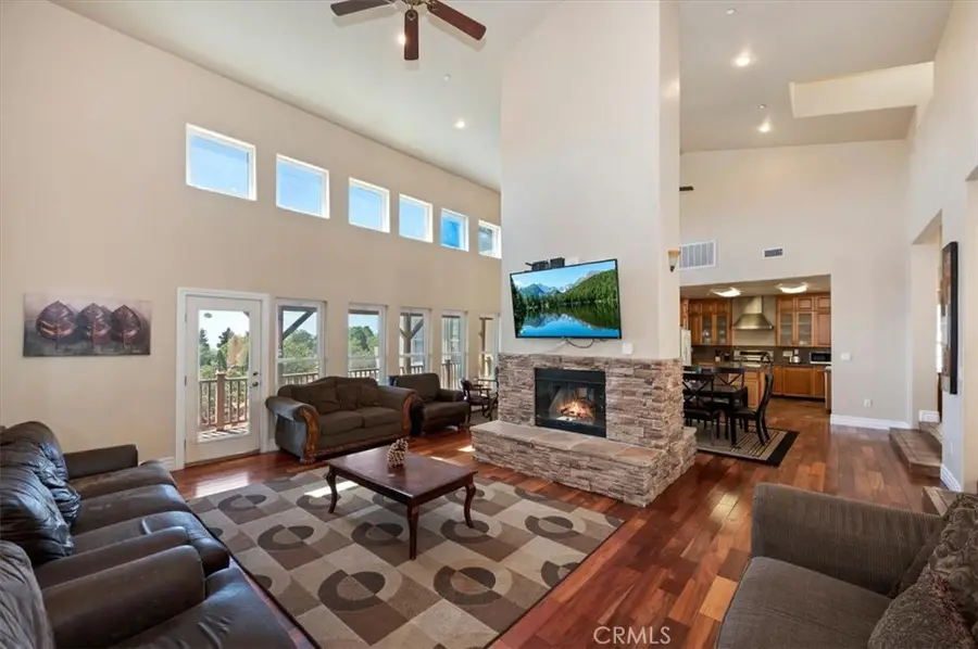 30607 Ferndale, Running Springs, CA 92382 - #3