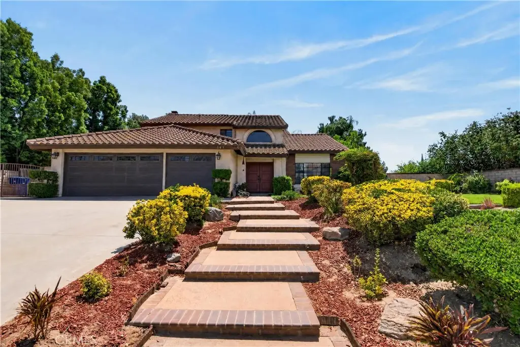 145 Cottonwood Ave, Riverside, CA 92506 - #1