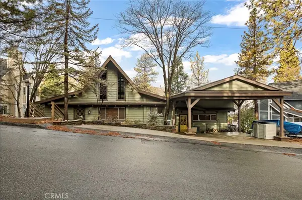 904 Sandalwood, Lake Arrowhead, CA 92352