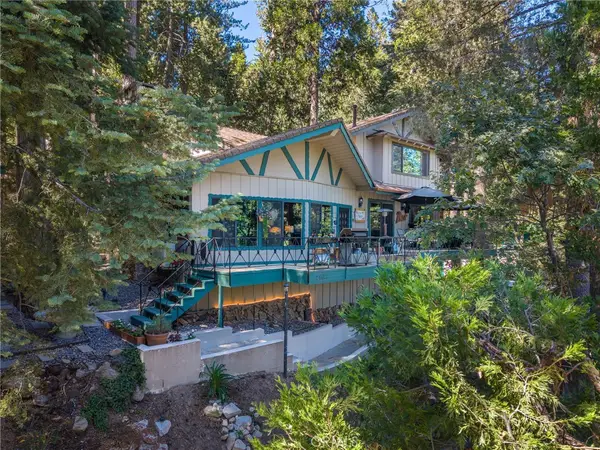 24611 Valle Drive, Crestline, CA 92325