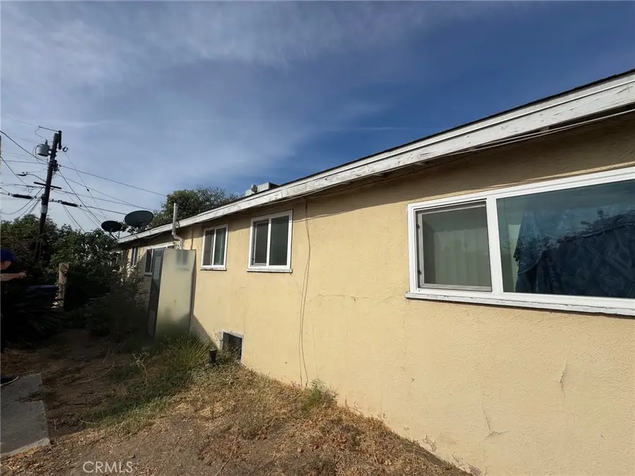 120 E South Street, Rialto, CA 92376 - #3