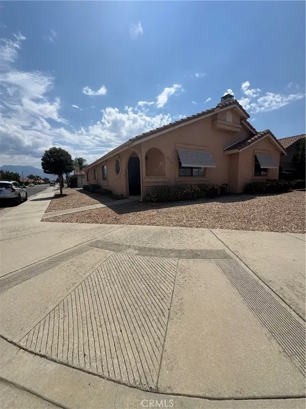 844 La Morena, Hemet, CA 92545