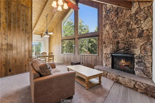 831 Madera Lane, Lake Arrowhead, CA 92352