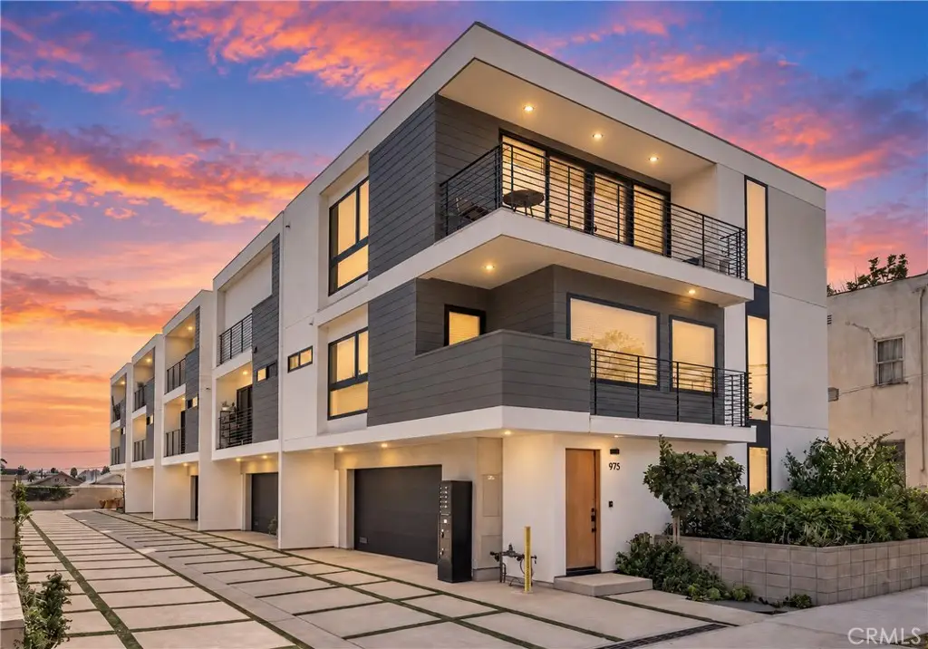 971 N Starlight Court, Los Angeles, CA 90029 - #1