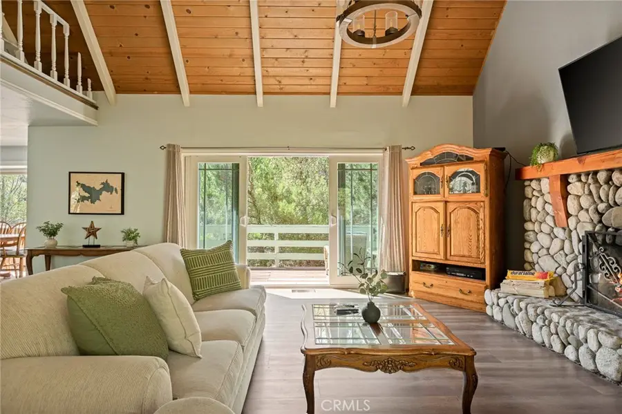 28165 Grenoble, Lake Arrowhead, CA 92352 - #2
