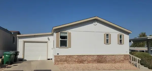 1550 Rimpau #129, Corona, CA 92881