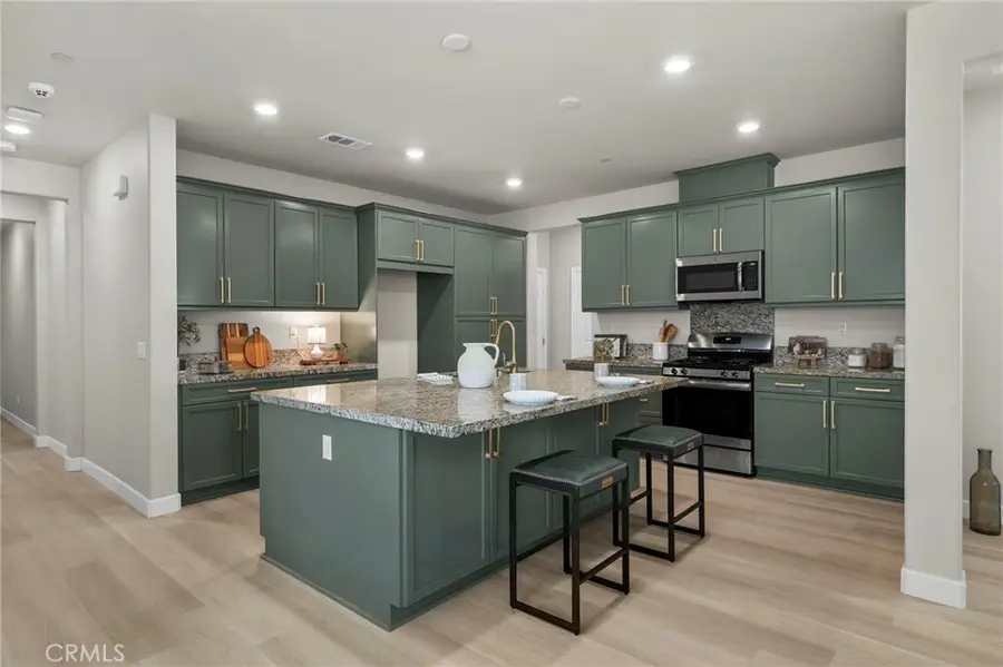 3915 Oregon Ash, San Bernardino, CA 92407 - #2