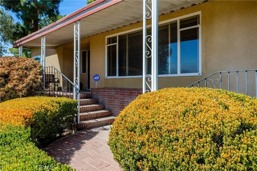 299 Anderegg, Colton, CA 92324 - #2