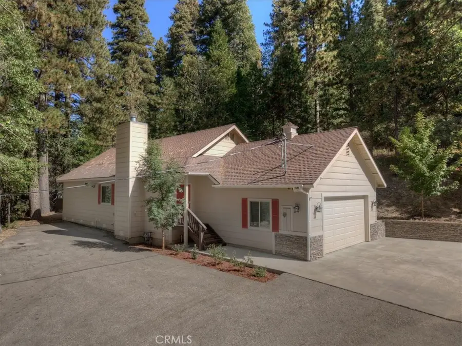411 Grass Valley, Lake Arrowhead, CA 92317 - #2
