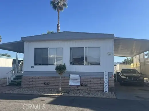 881 N Lake, Hemet, CA 92544