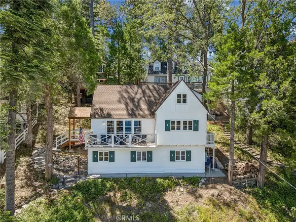 28901 Palisades, Lake Arrowhead, CA 92352